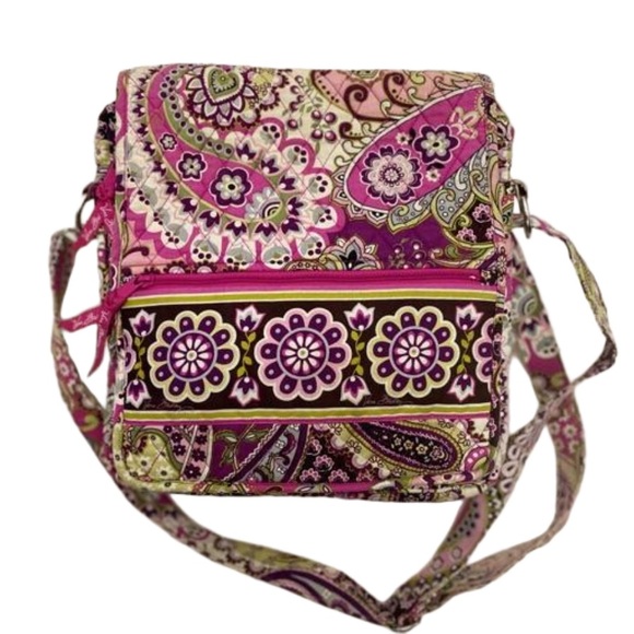 Vera Bradley Handbags - Vera Bradley messenger bag